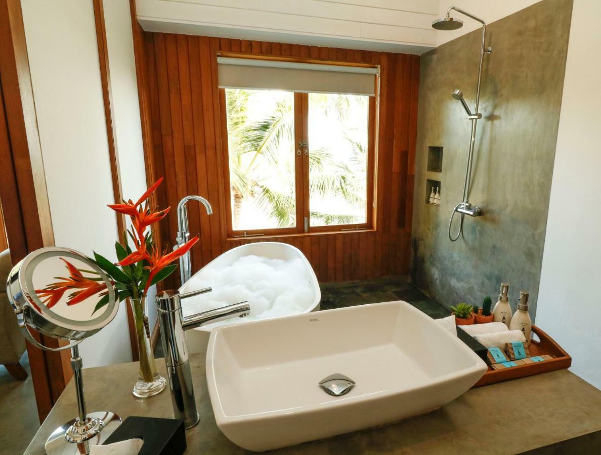 Ubuntu Beach Villas By Reveal Mirissa Esterno foto